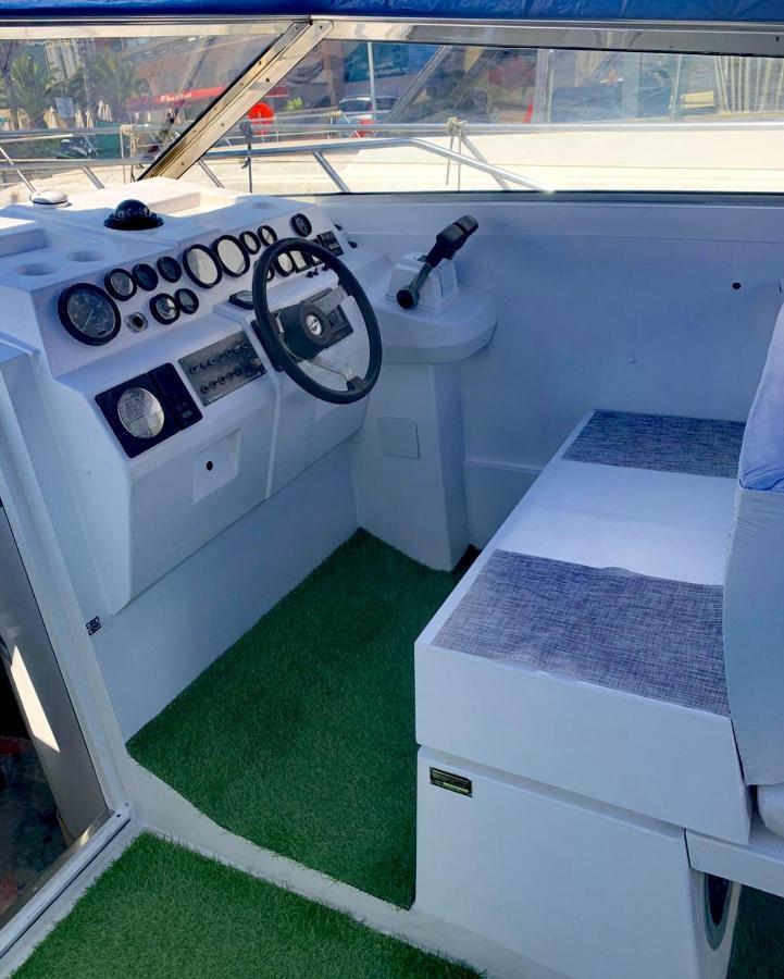 Cozy Private Two Rooms Yacht In Barcelona - Boat In Port Forum Sant Adria de Besos Exteriér fotografie