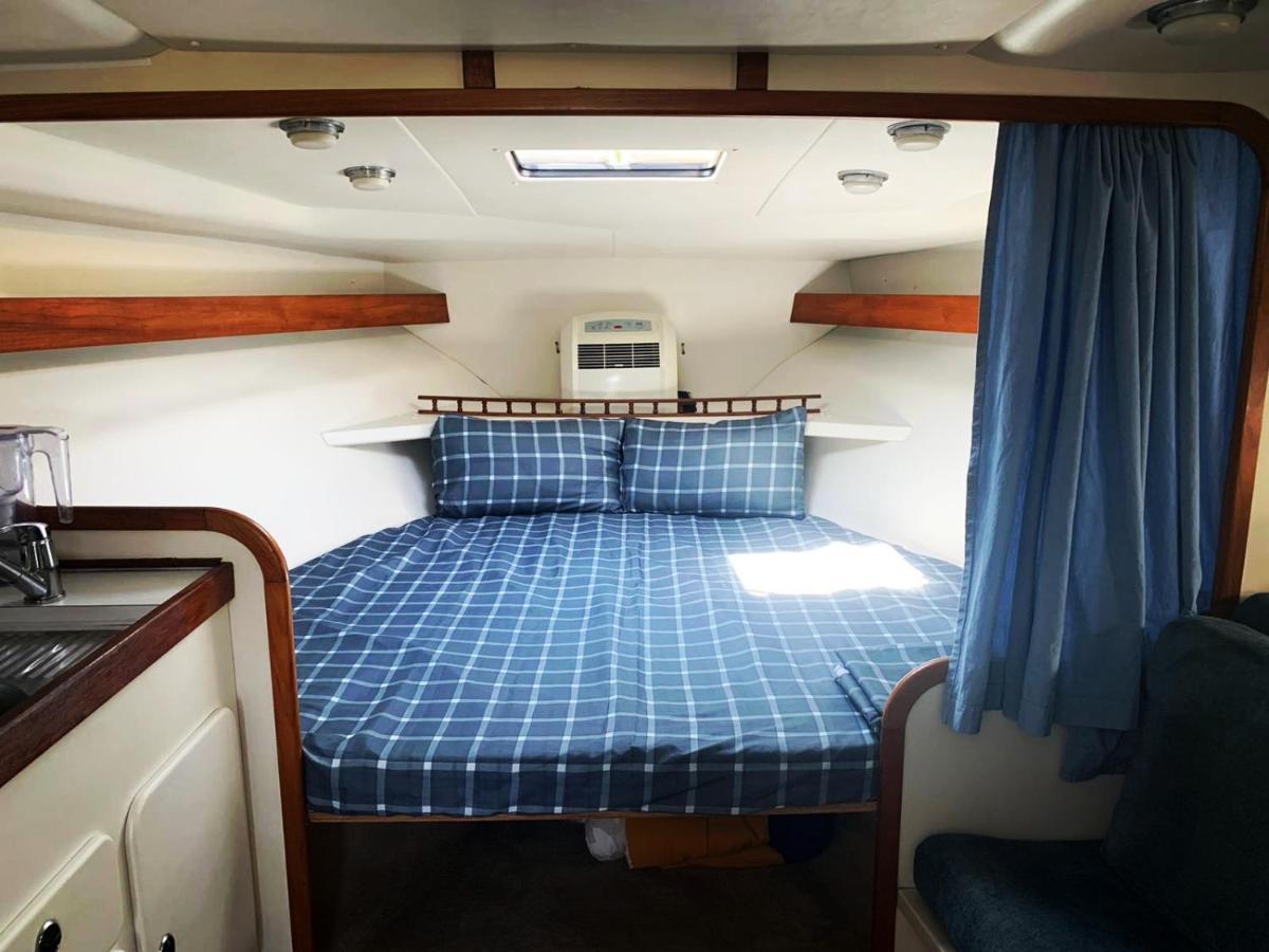 Cozy Private Two Rooms Yacht In Barcelona - Boat In Port Forum Sant Adria de Besos Exteriér fotografie
